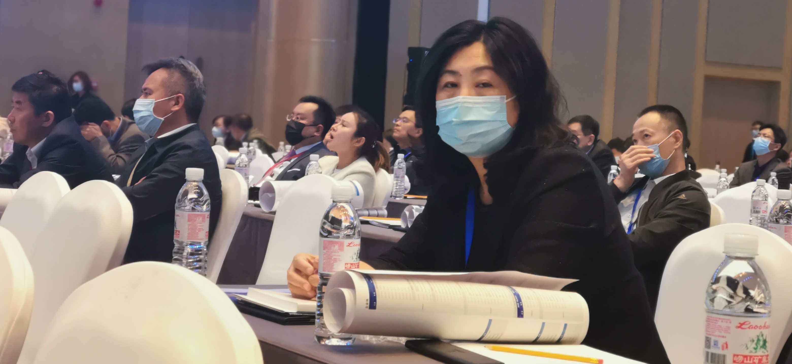 市长与大伽勉励“金童玉女”加大对中小微企业争做独角兽的赋能力度！(图4)
