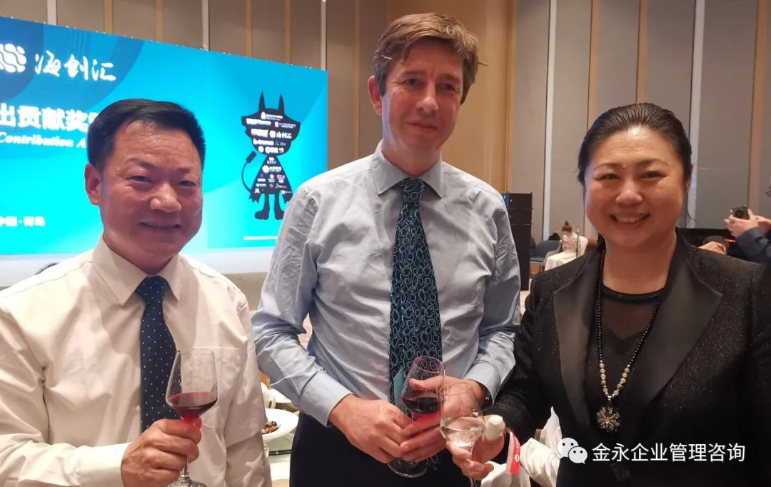 她改良了“独角兽”轻资种子，播下就结百亿元果实！(图1)